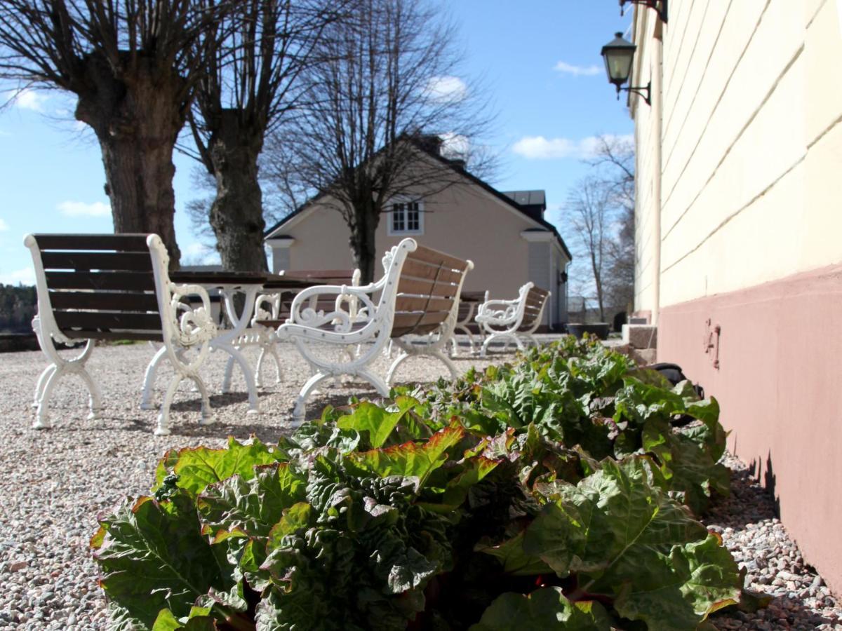 Soedertuna Slott Gnesta Exterior foto